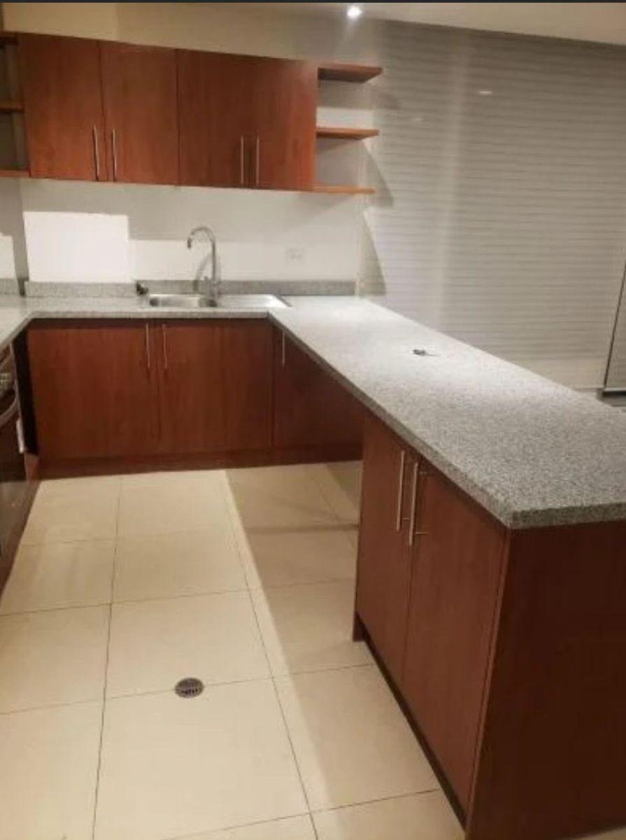 Lindo Departamento de Venta Urb. Florencia, Cumbaya, Quito, Ec. Provincia de Pichincha — imagen 5