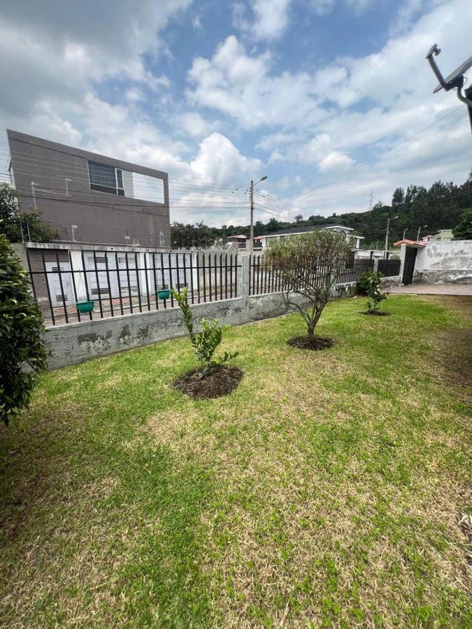 Casa de 4 Dorm. con Baño Privado y Amplio Terreno en Coopedac – Sangolquí — imagen 8
