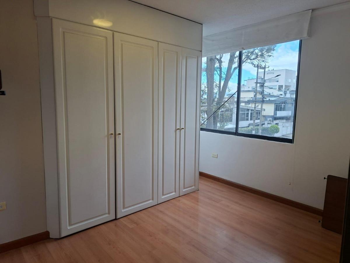 Departamento en Venta, 4 Dorm., Sector Granda Centeno Quito — imagen 7