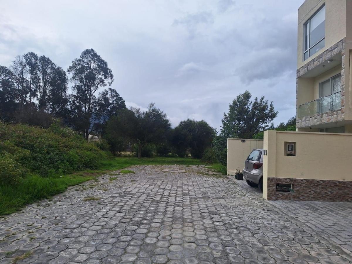 Terreno de 90 m² en Venta en Carcelén con Bbq y Cerramiento — imagen 8