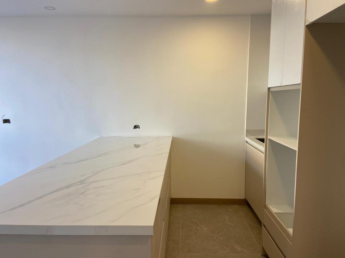 Suite en Venta por Estrenar, Puertas del Sol, Azuay — imagen 6