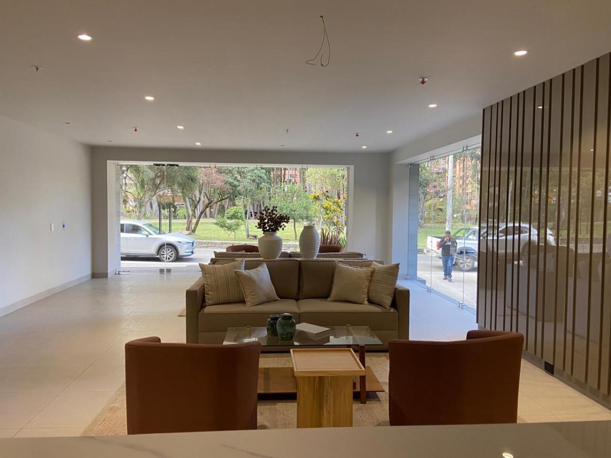Suite en Venta por Estrenar, Puertas del Sol, Azuay — imagen 2