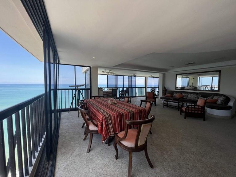San Lorenzo Al Pie del Mar: Increible Súper Amplio Penthouse con Vistas 360 — imagen 4