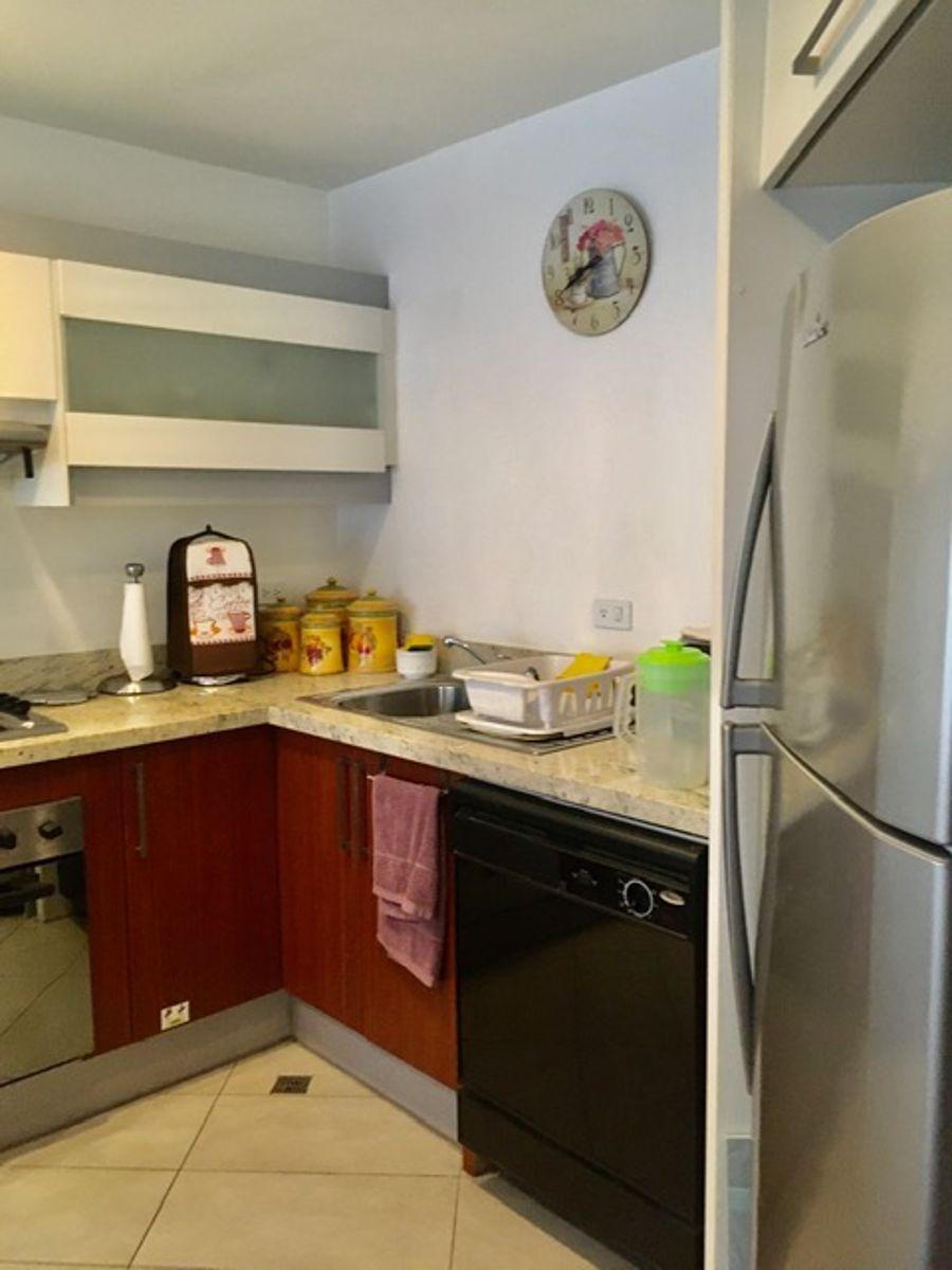 2 Dorm. - Balcon - Av Brasil - Quito Tenis — imagen 8