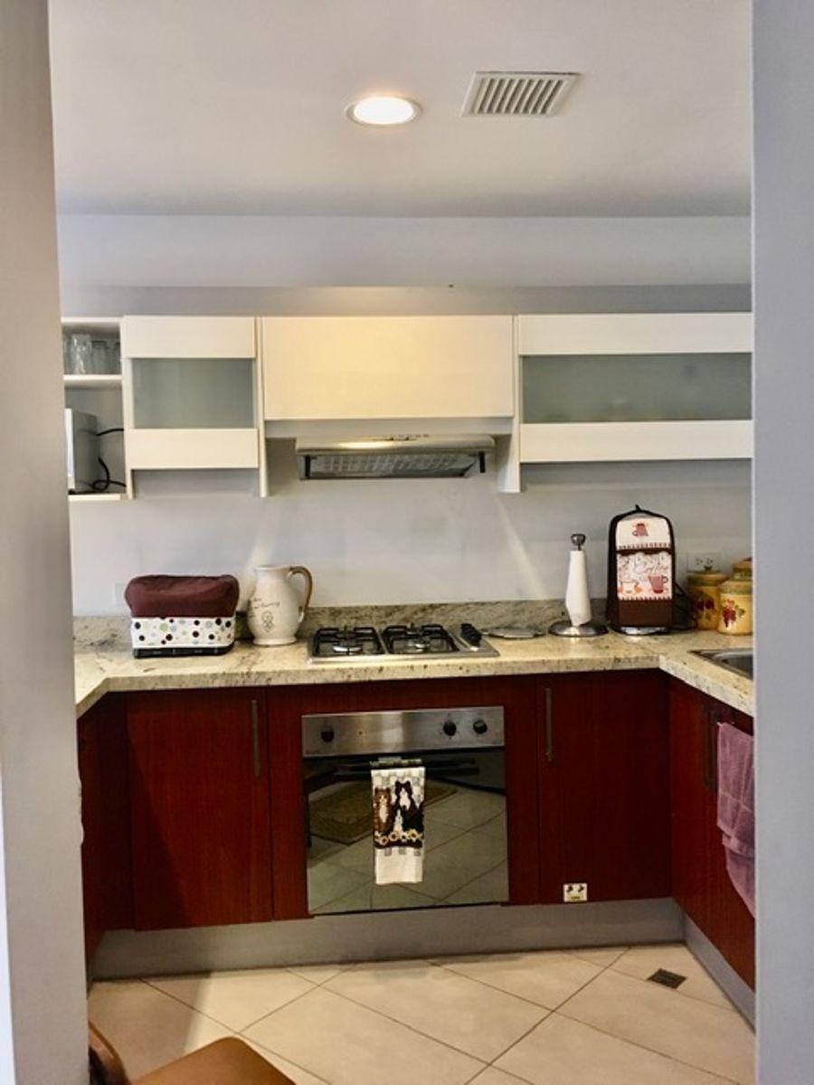 2 Dorm. - Balcon - Av Brasil - Quito Tenis — imagen 7