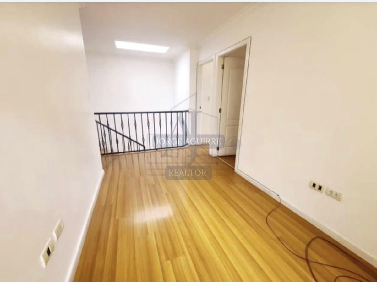 Departamento Duplex a La Venta Sector Av Ordóñez Lasso 3 Dorm., Azuay — imagen 2