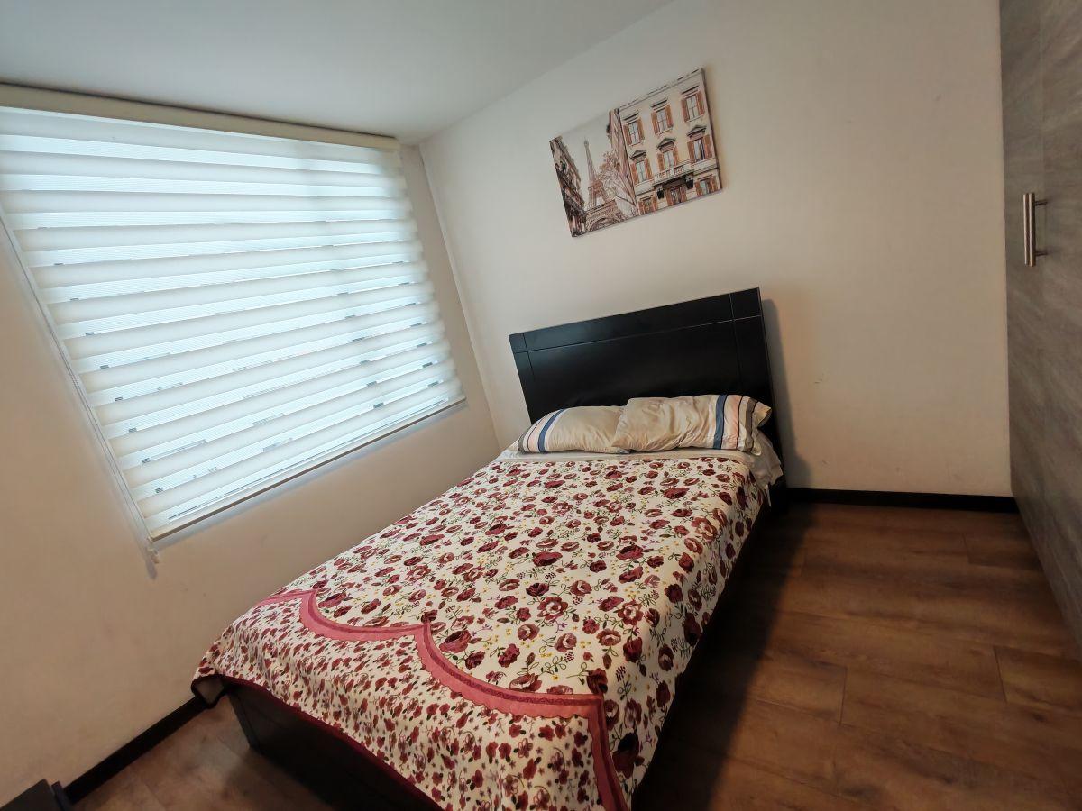 Departamento Amueblado en Venta 3 Dorm. Sector Av Primero de Mayo, Azuay — imagen 4