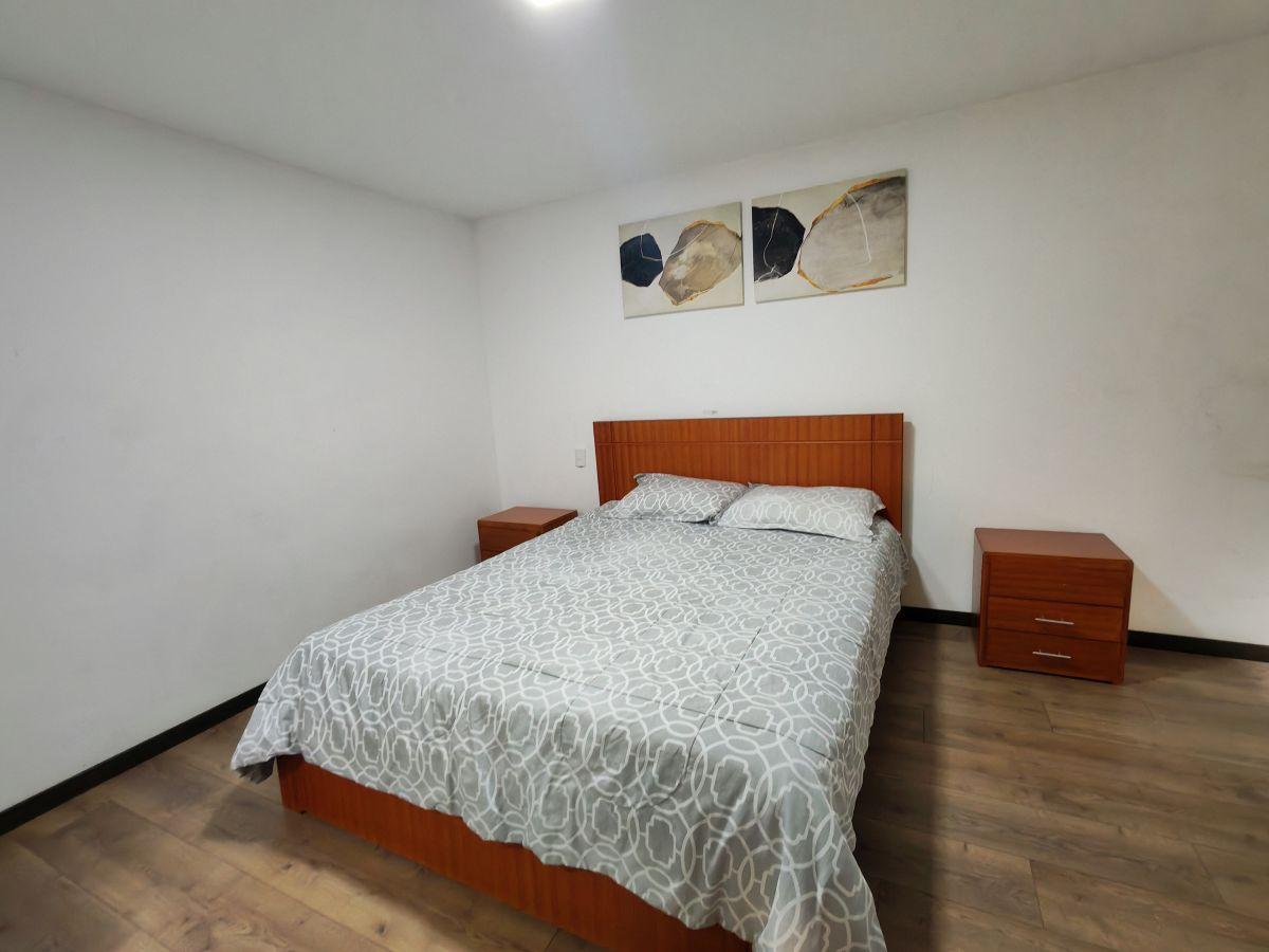Departamento Amueblado en Venta 3 Dorm. Sector Av Primero de Mayo, Azuay — imagen 2