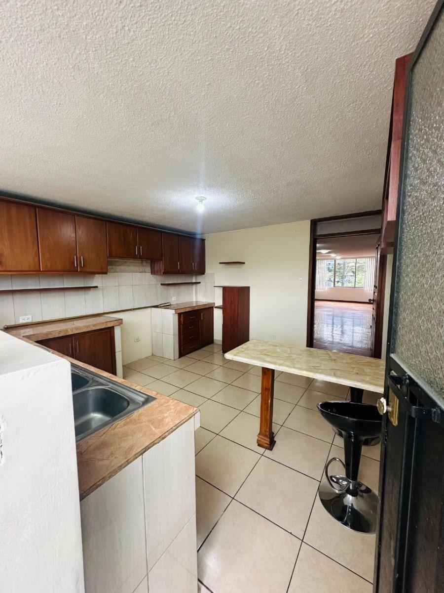 Vendo Departamento 4d. Ave La Prensa y Edmundo Carvajal — imagen 4