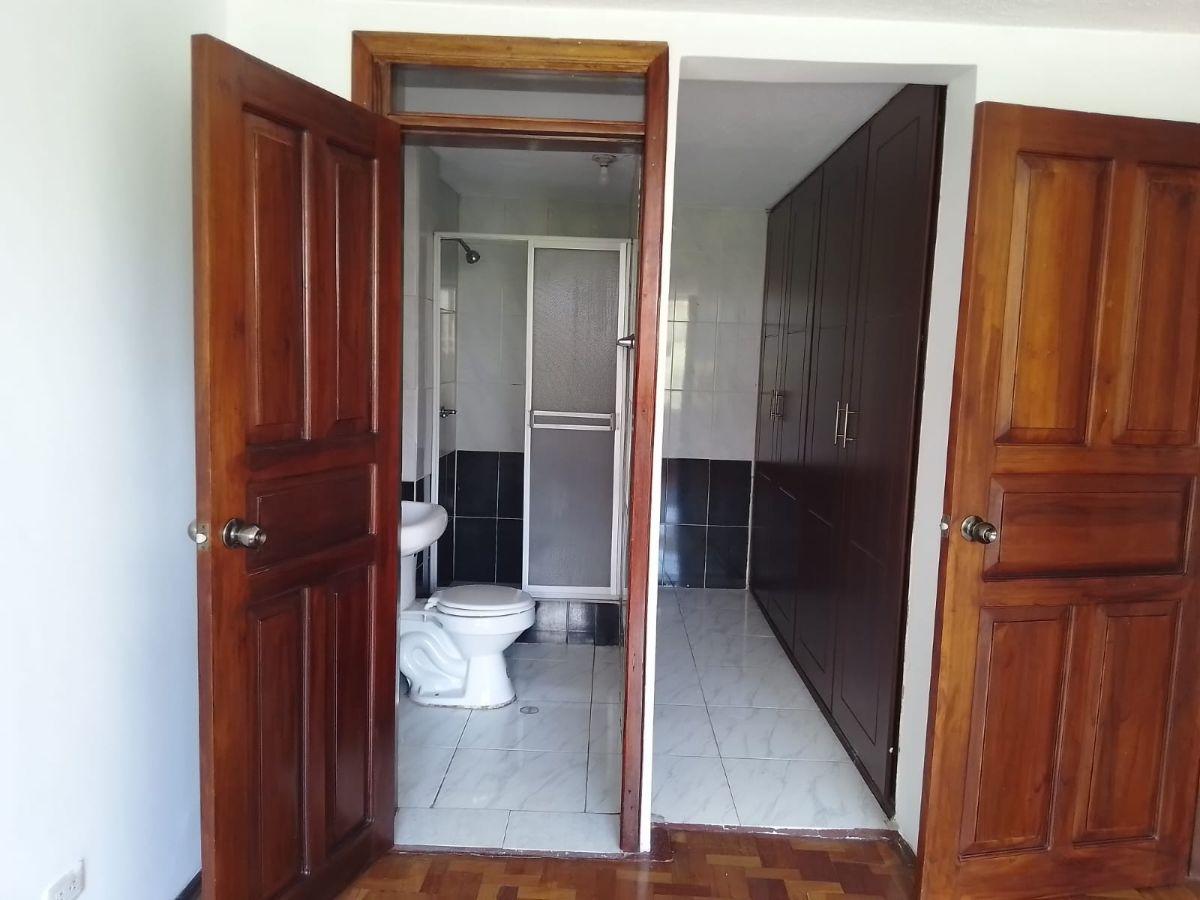 Vendo Departamento 4d. Ave La Prensa y Edmundo Carvajal — imagen 2