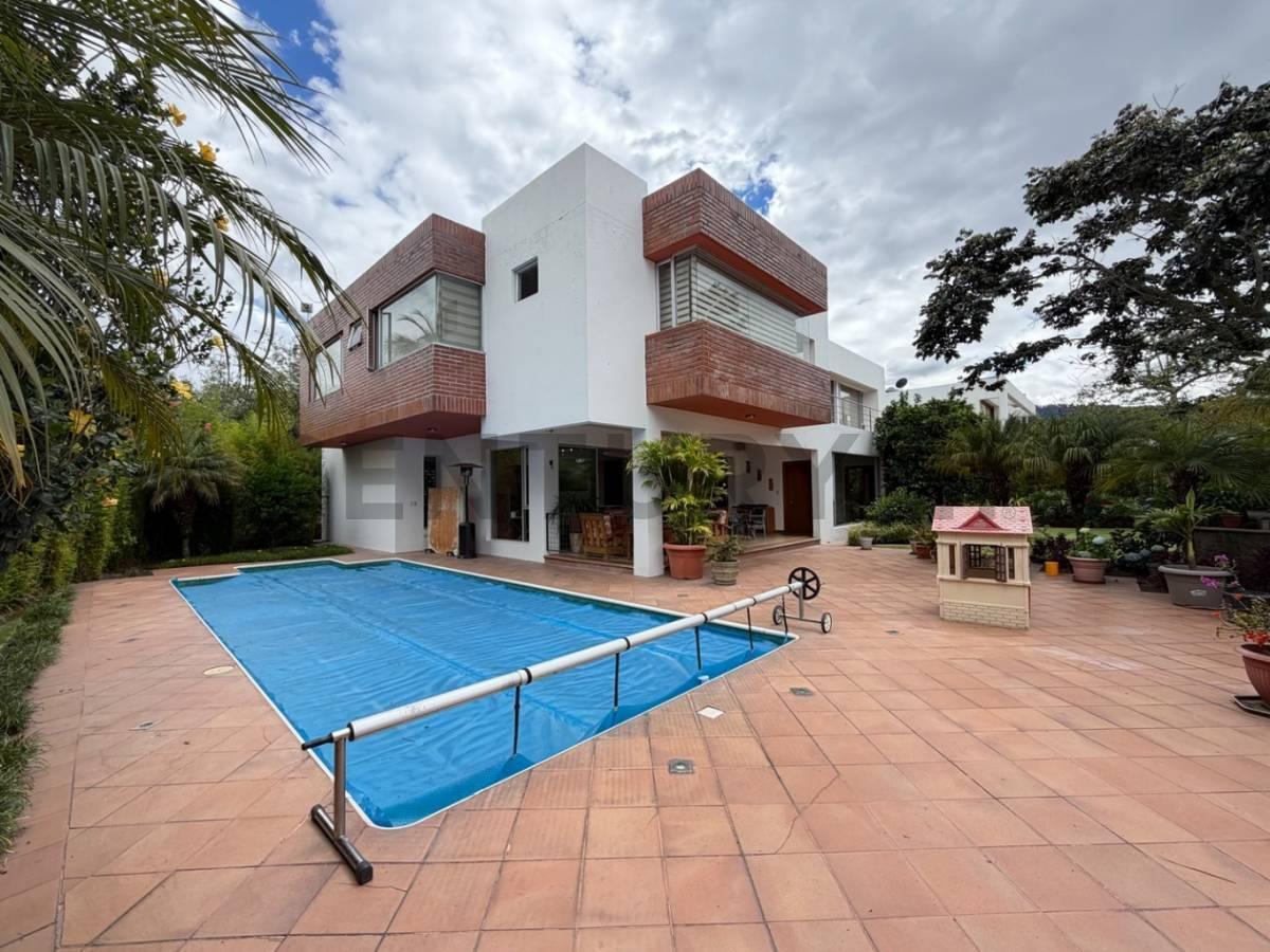Vive El Lujo de Tenerlo Todo en un Solo Lugar. Casa en Venta. Intervalles — imagen 10