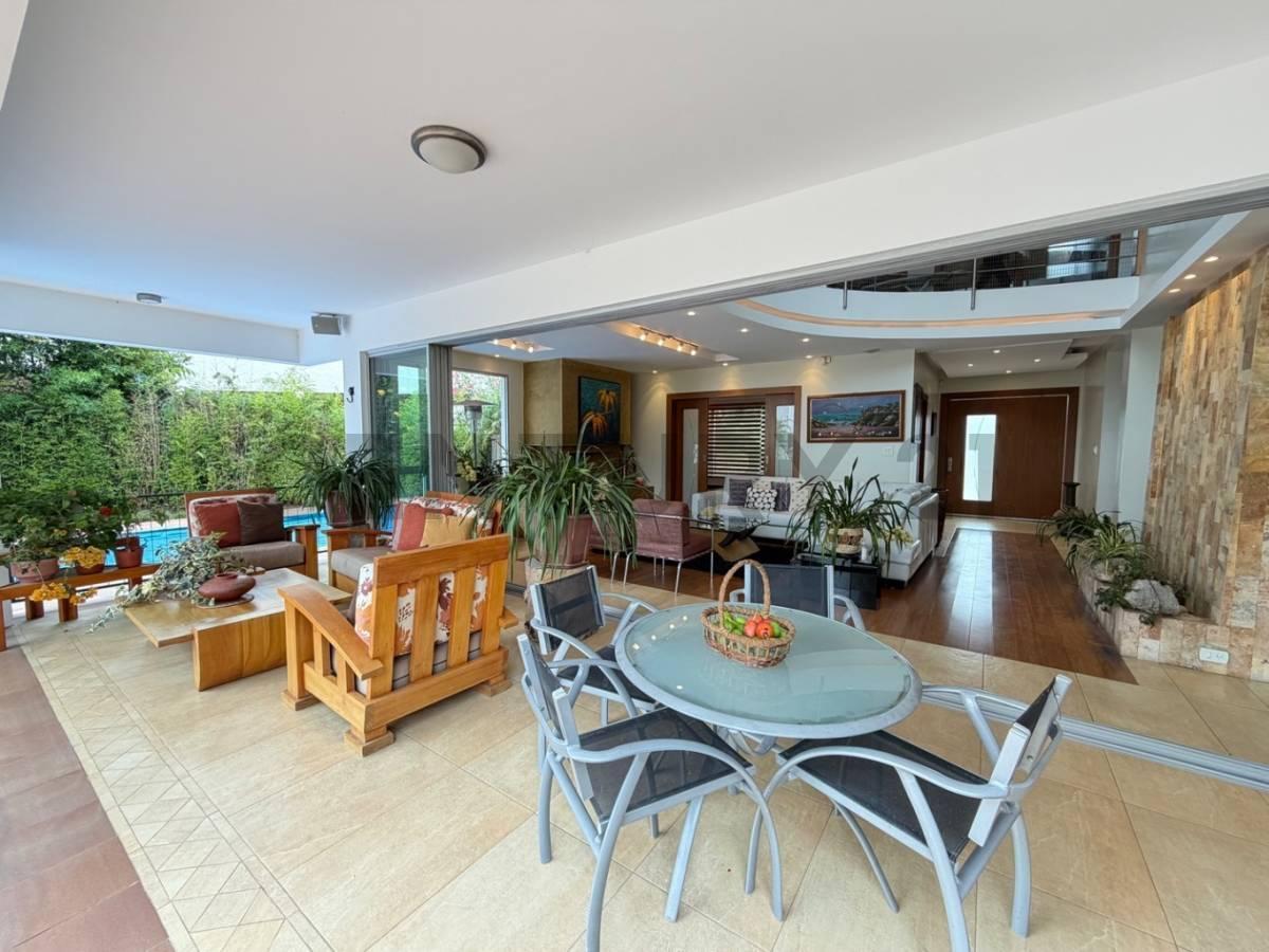 Vive El Lujo de Tenerlo Todo en un Solo Lugar. Casa en Venta. Intervalles — imagen 6