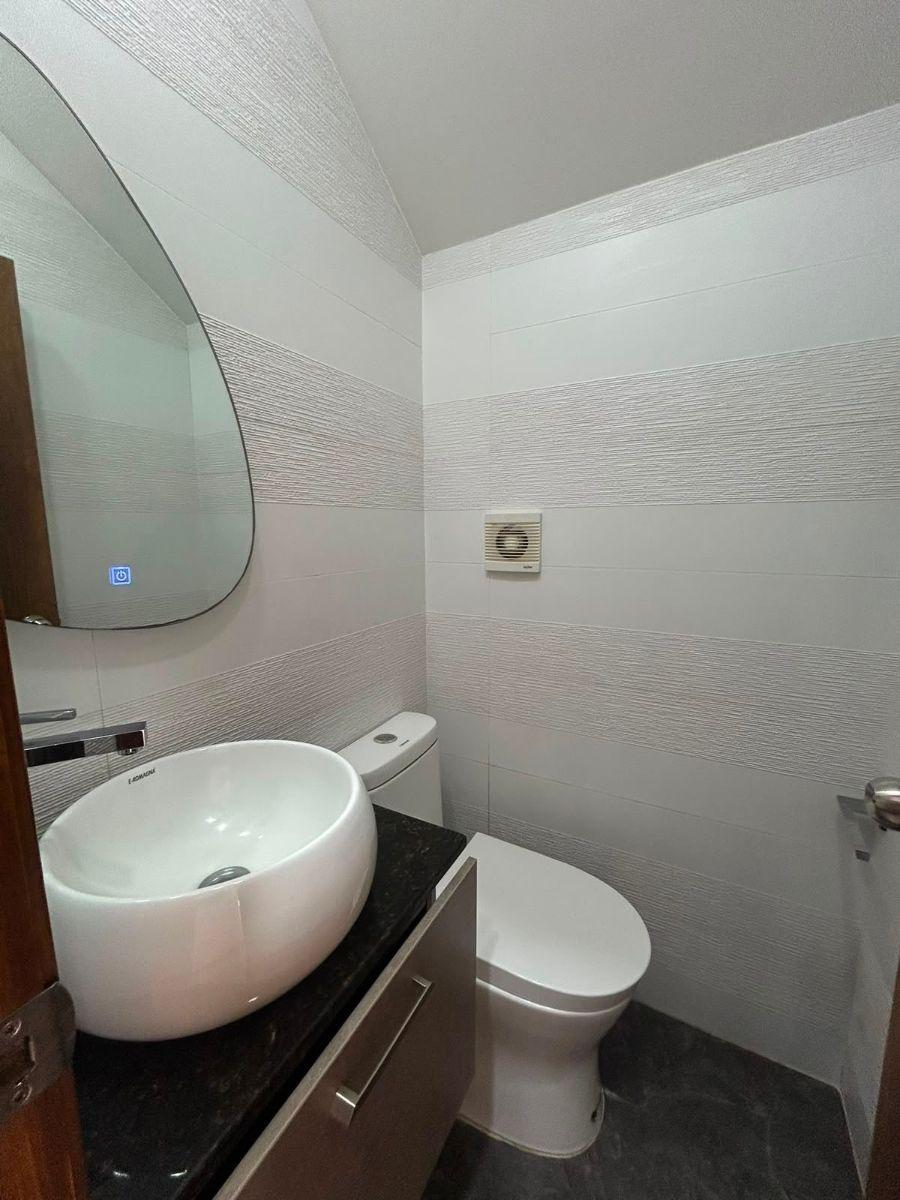Vendo Linda Casa en Punta Esmeralda, Guayas — imagen 5