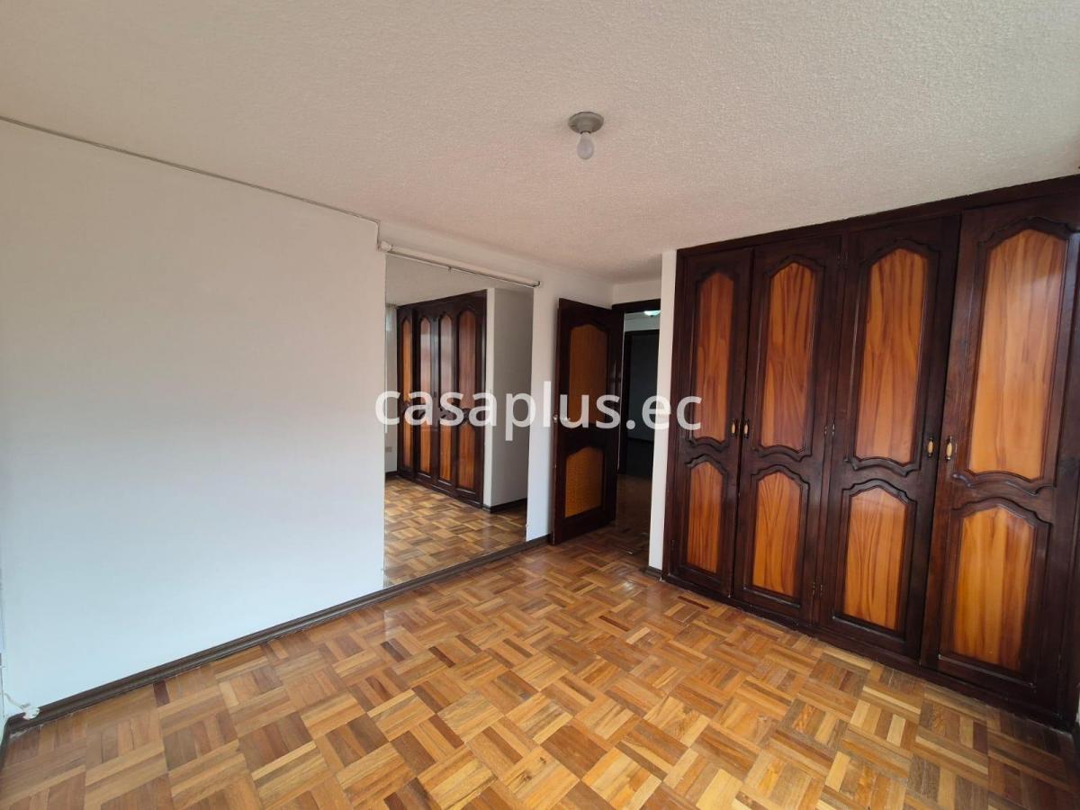 Departamento en Venta 3 Dorm. Sector Locoa en Latacunga, Cotopaxi — imagen 2