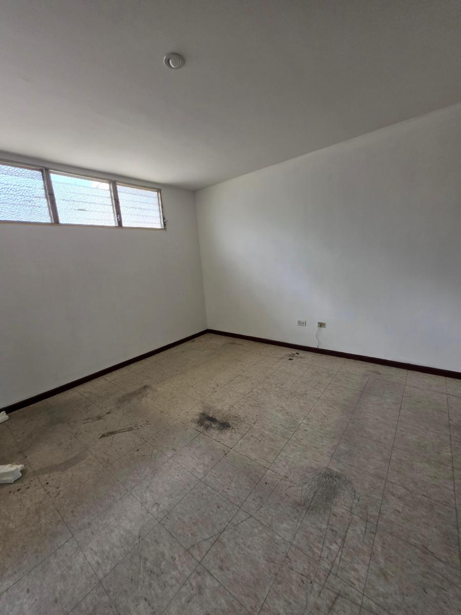 Venta Depart Urdesa Central 144 m², Guayas — imagen 4
