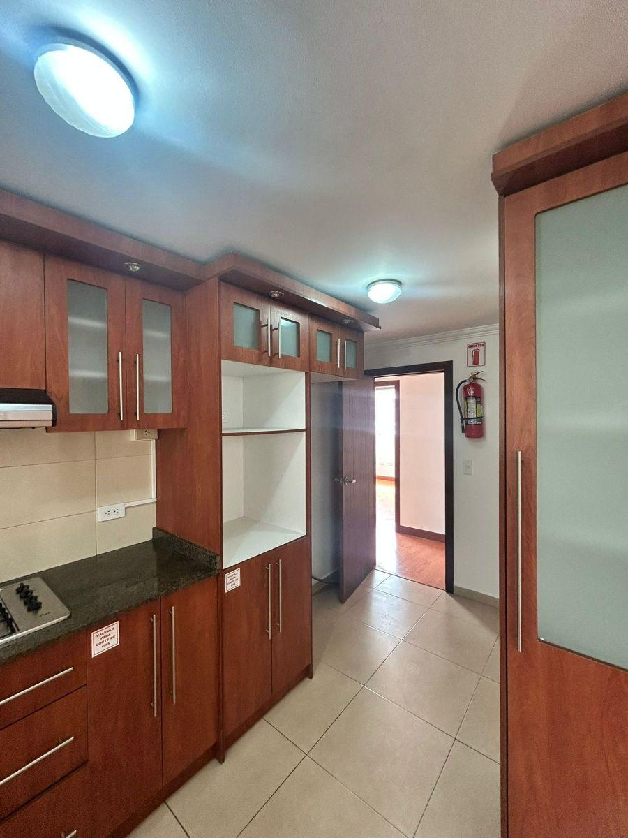 Departamento de Venta 2 Dorm. en Planta Baja Californa Alta Quito — imagen 9