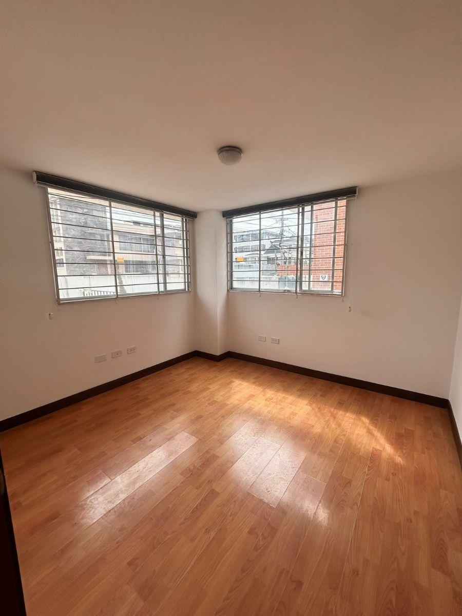Departamento de Venta 2 Dorm. en Planta Baja Californa Alta Quito — imagen 6