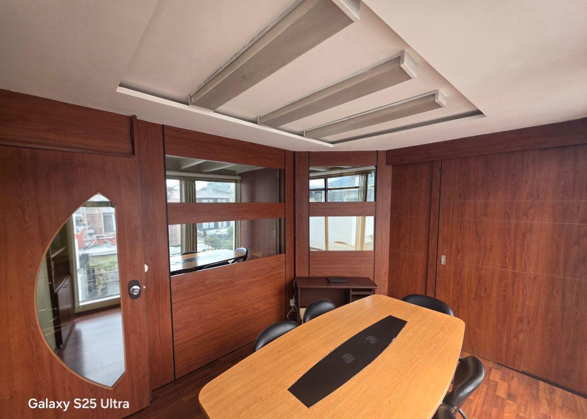 Oficina Amoblada de 61 m², Sector La Mariscal — imagen 4