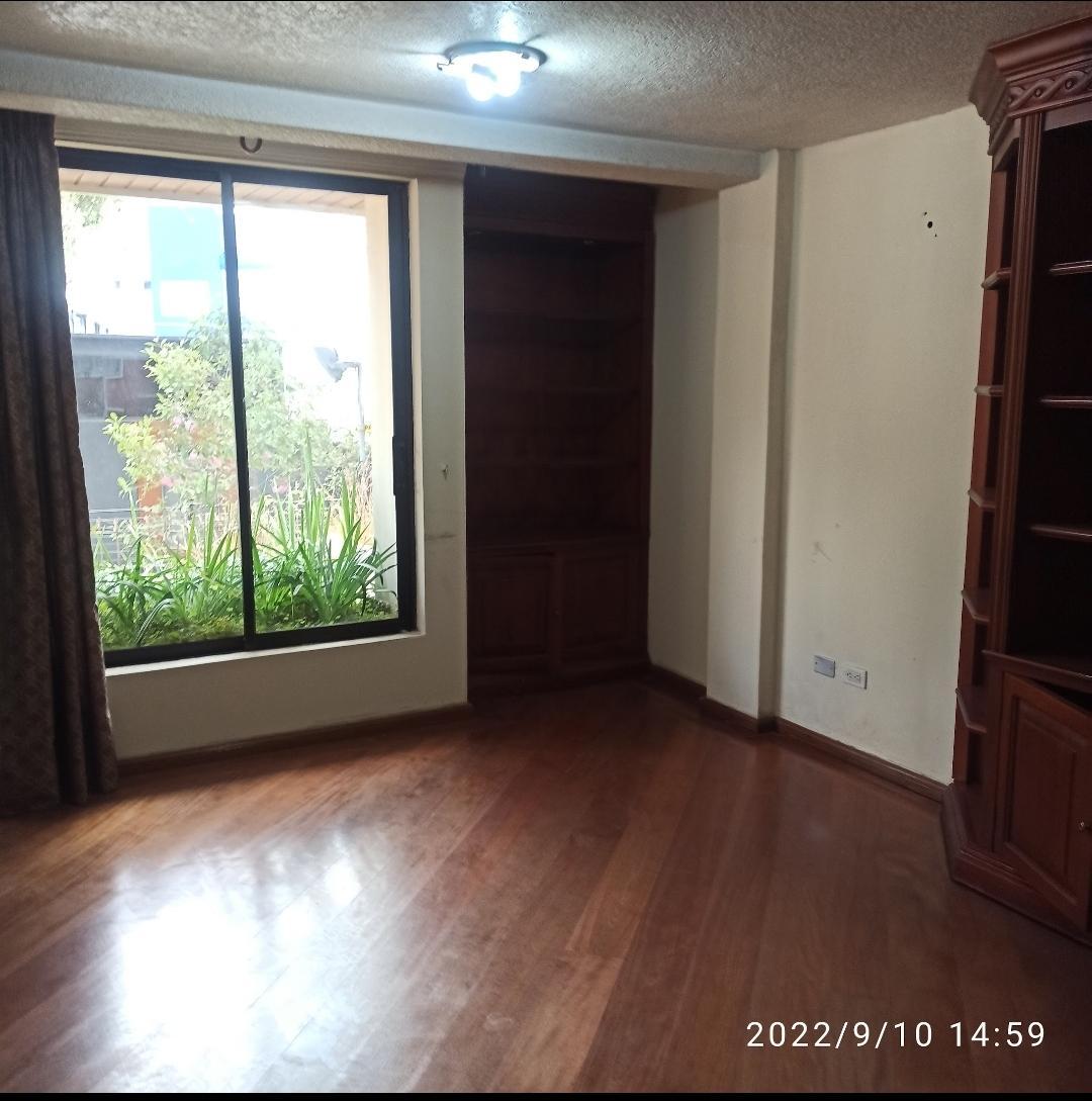 Casa de Venta 775 m Av Cordero Quito — imagen 4