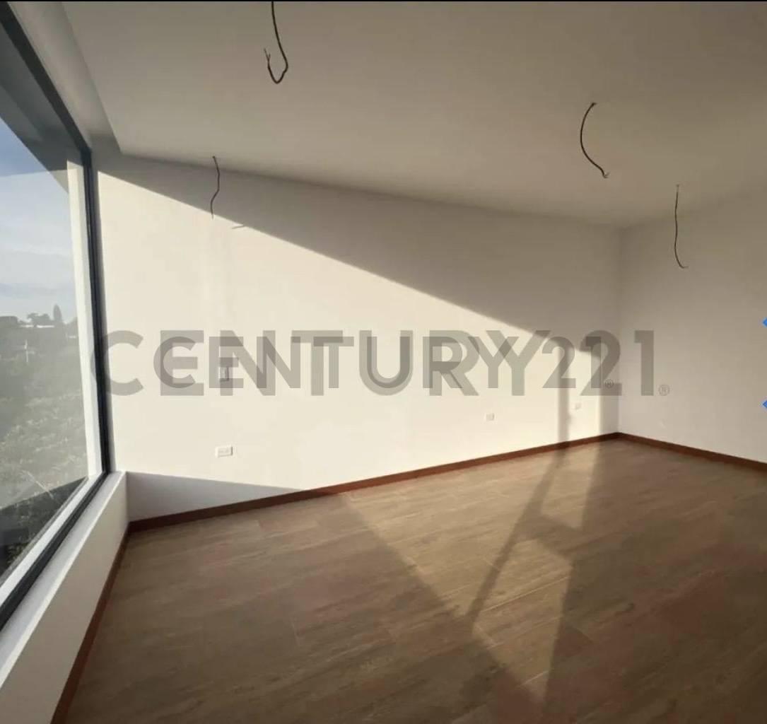 Venta Casa con Jardin Dentro de Conjunto Sector Hilacril Tumbaco — imagen 8