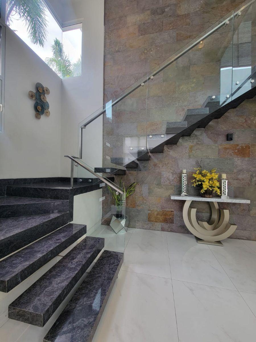 Casa de Lujo en Venta en Isla Mocolí | 5 Dorm., Piscina, Domótica y Área Bbq – Isla del Río, Guayas — imagen 9