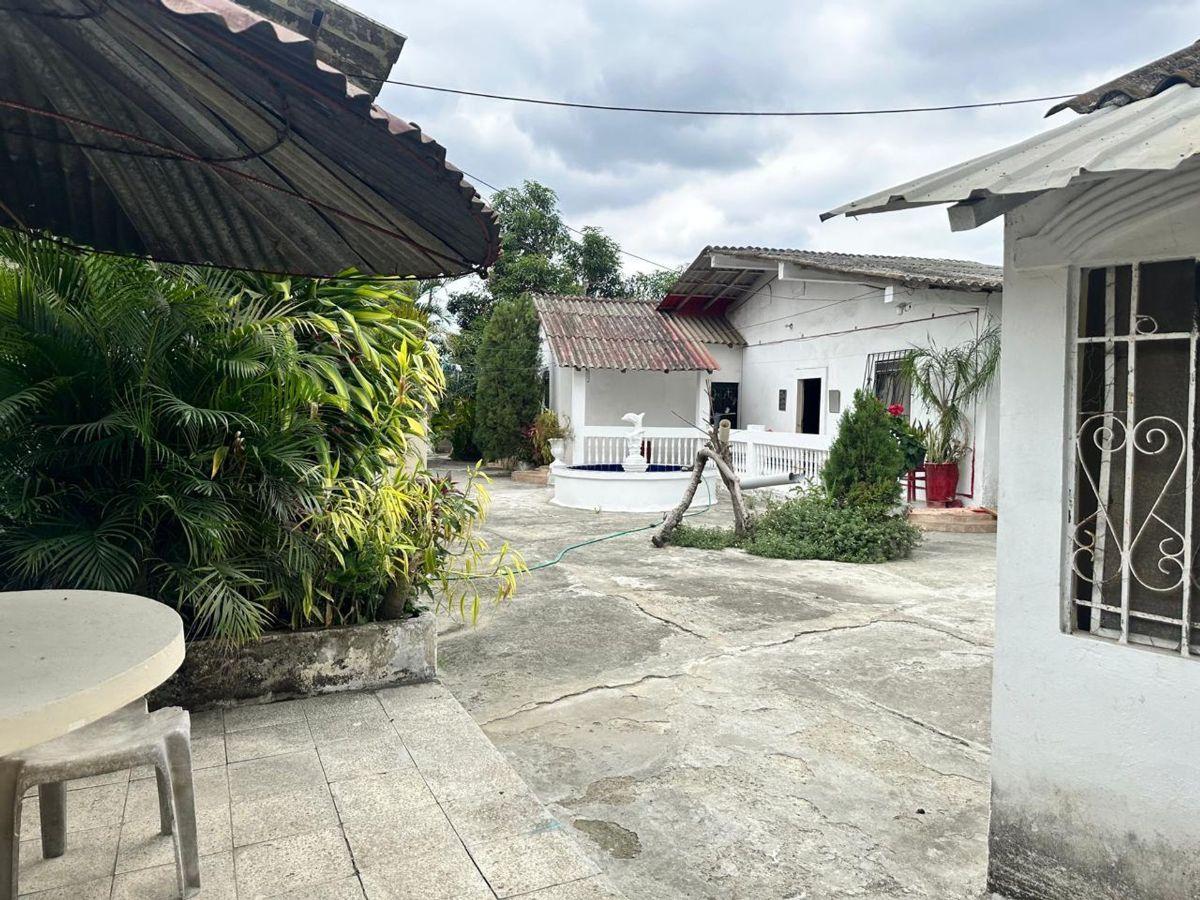 Terreno Esquinero de Venta en Jipijapa 2000 m², Manabí — imagen 9