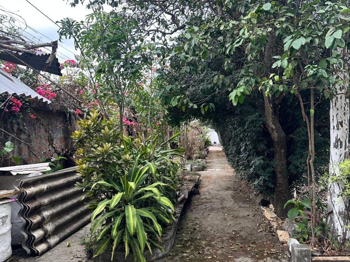 Terreno Esquinero de Venta en Jipijapa 2000 m², Manabí — imagen 3