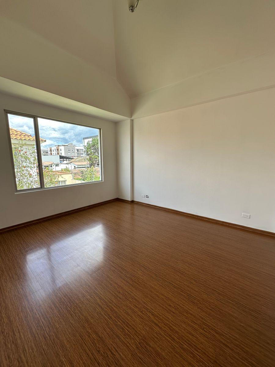 Hermosa Casa en Venta Sector El Dean Valle de Los Chillos con 4 Habitaciones — imagen 4