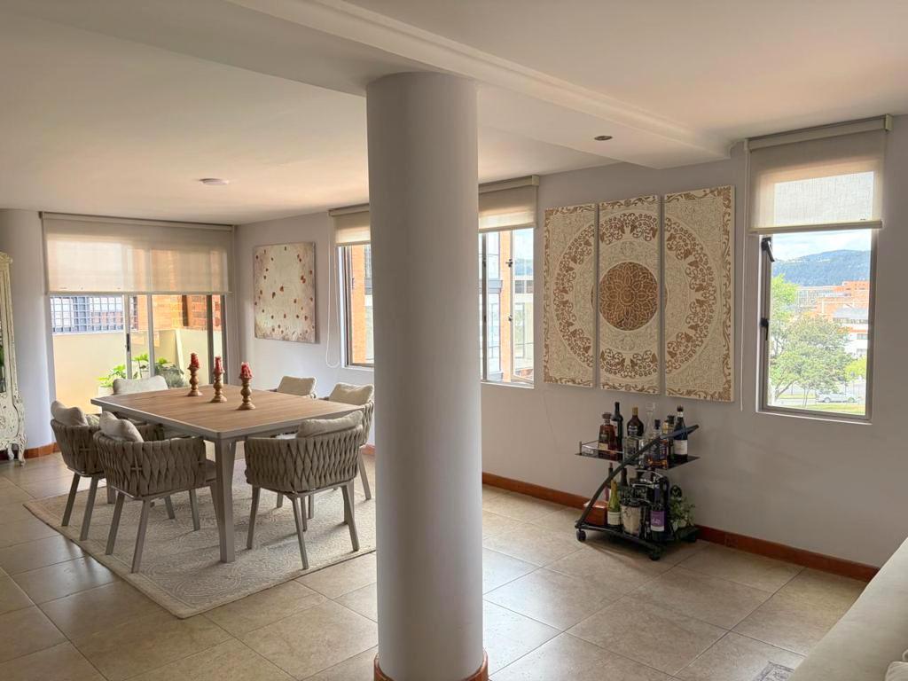 Departamento de Lujo en Venta 246 m² Sector Paseo Tres de Noviembre Cuenca Ec. Azuay — imagen 8