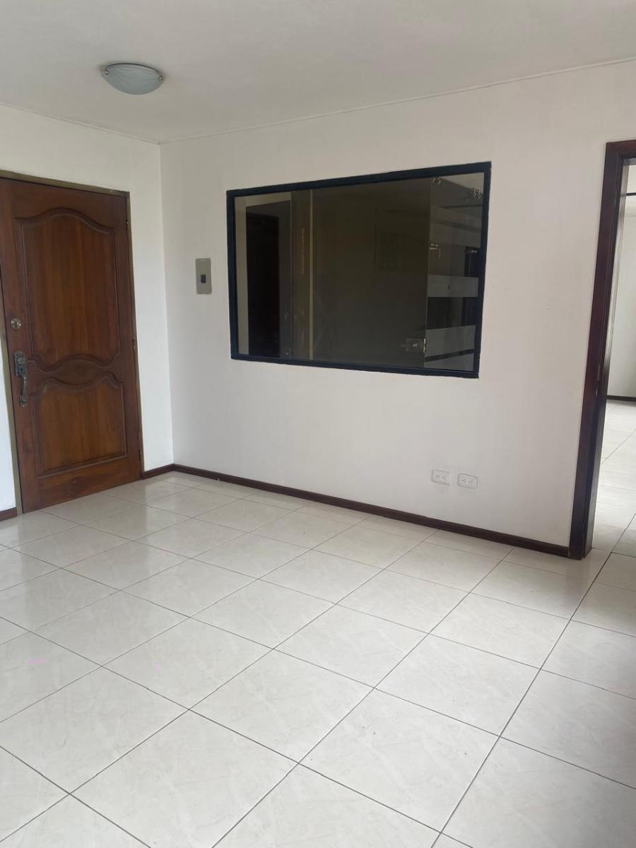 Oficina de Venta - Av Colombia y Jose Marti — imagen 5