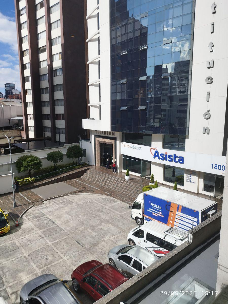 Vendo Oficina de 38.65 m en La Seis de Diciembre y Bossano Quito — imagen 5