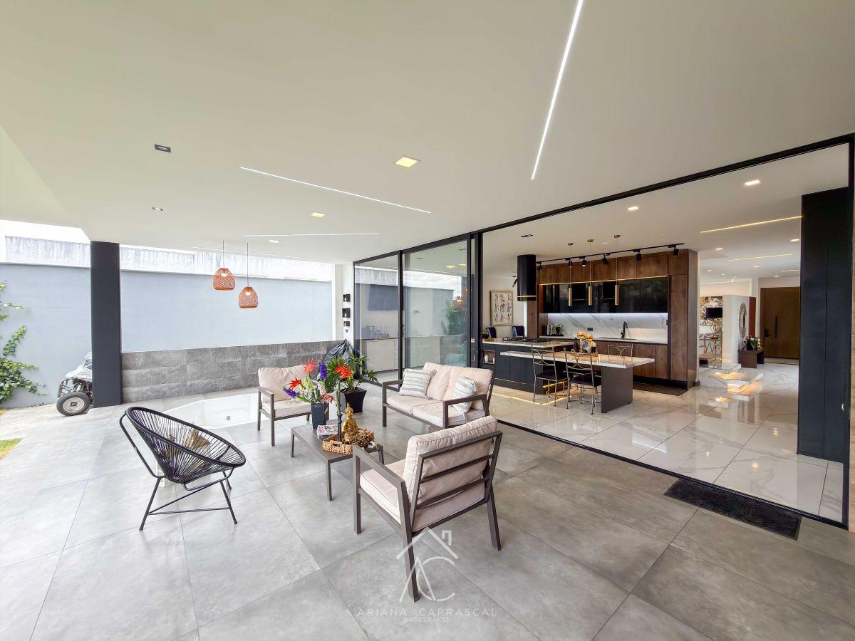 Casa de Lujo en Venta en La Urbanización El Condado — imagen 6