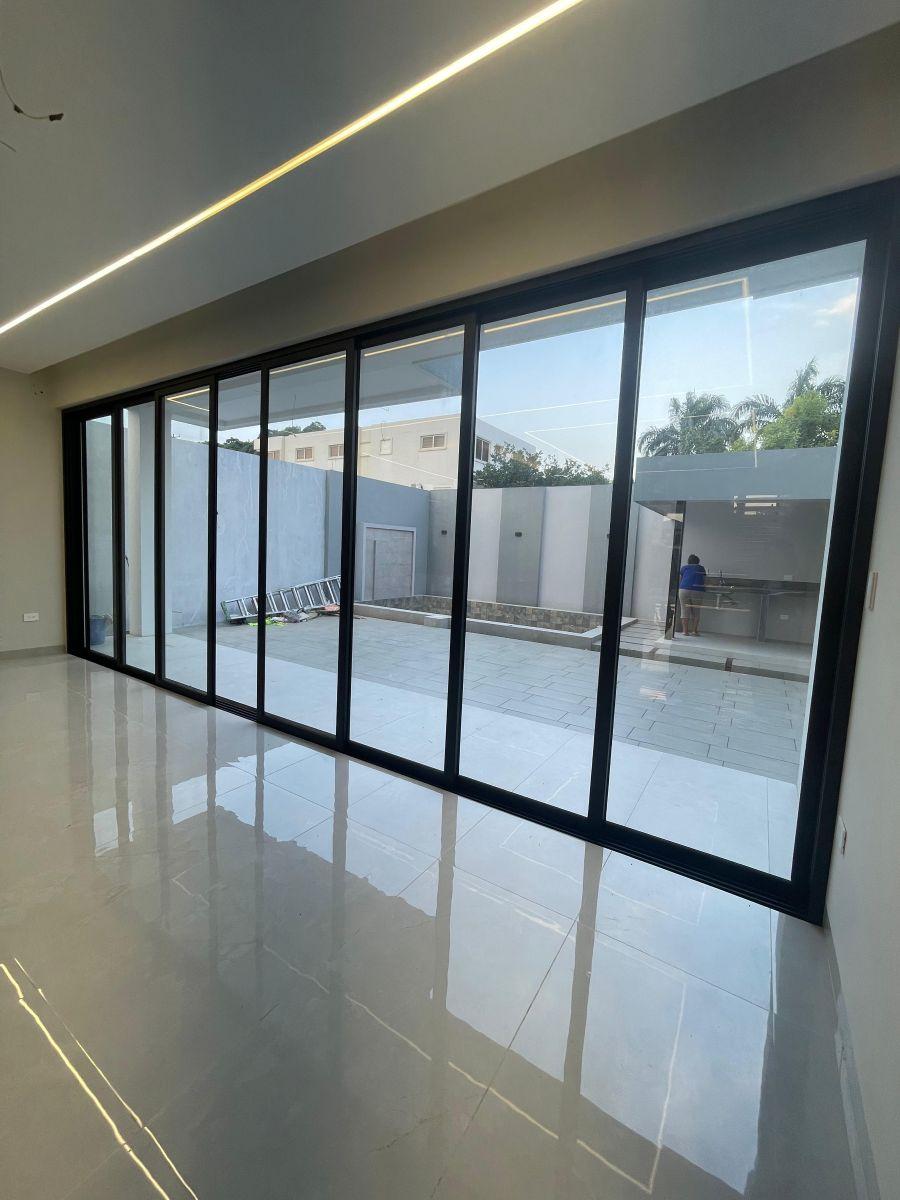 Vendo Casa de Estreno en Urb. El Condado Vicollinci, Guayas — imagen 2