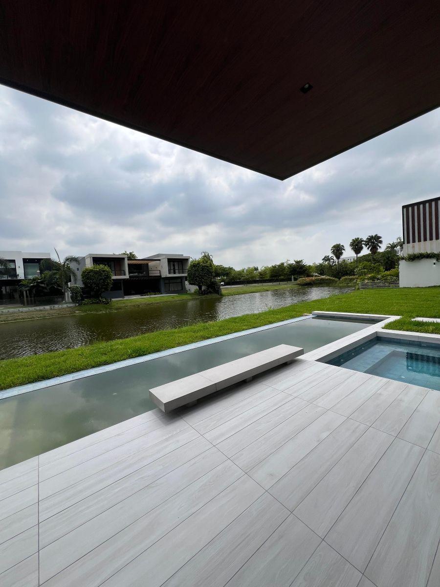 Casa en Venta. Isla Mocoli, Guayas — imagen 3