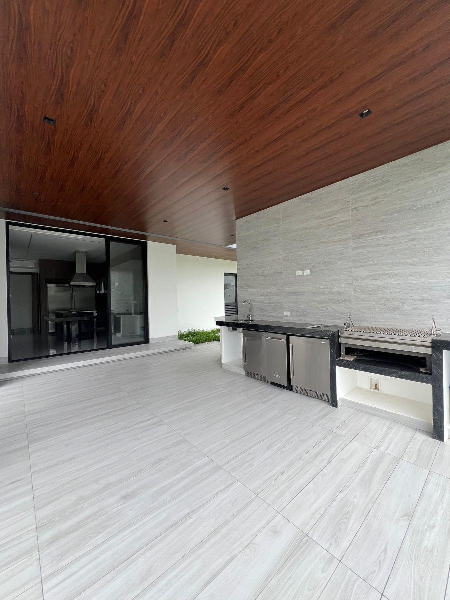 Casa en Venta. Isla Mocoli, Guayas — imagen 2