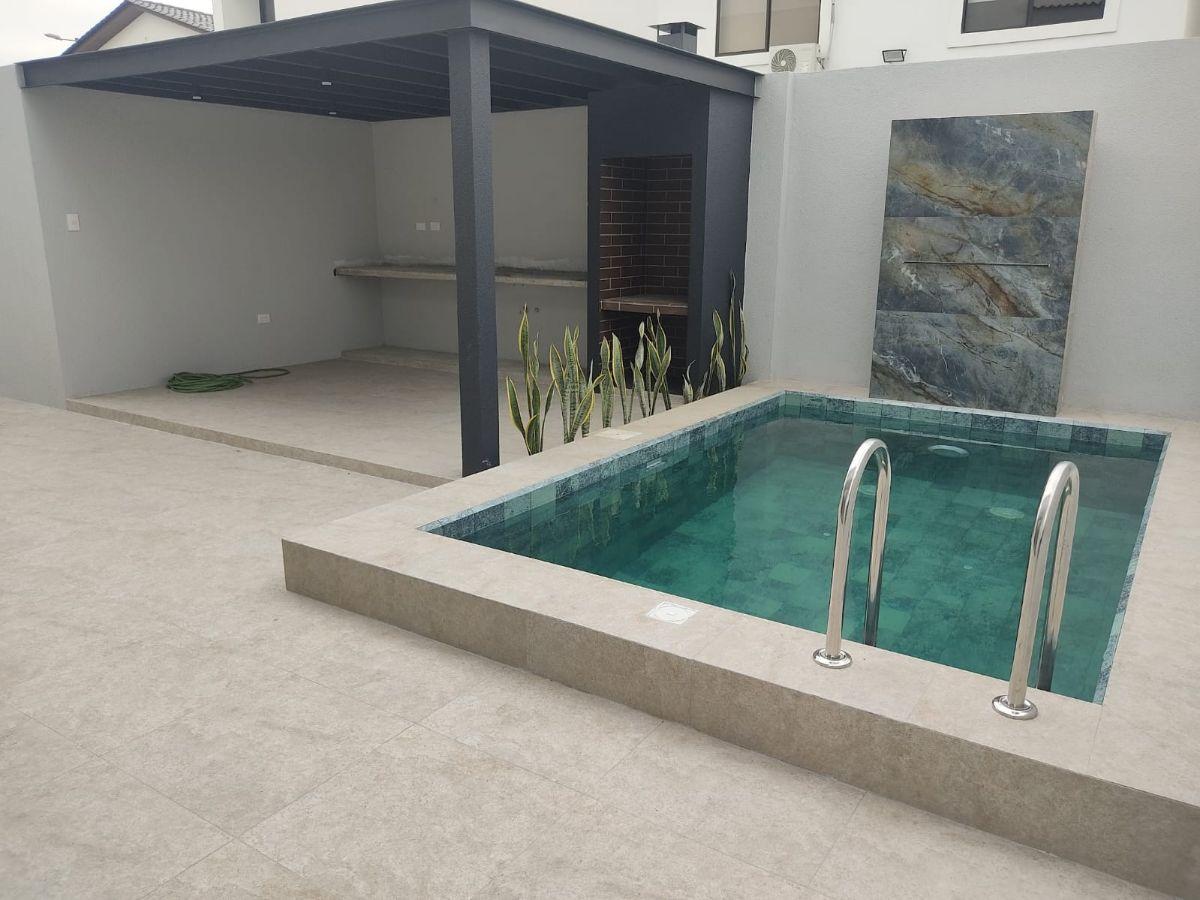 Casa de 245 m² con 4 Dorm. en Venta en Samborondón Ciudad Celeste, Guayas — imagen 2