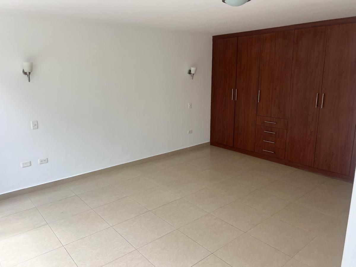 Alquiler Departamento Sector Colegio Alemán — imagen 2