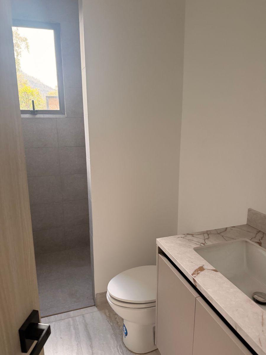 Venta Departamento Duplex de 2 Dorm. en Miravalle 4 Sharon Reed — imagen 2