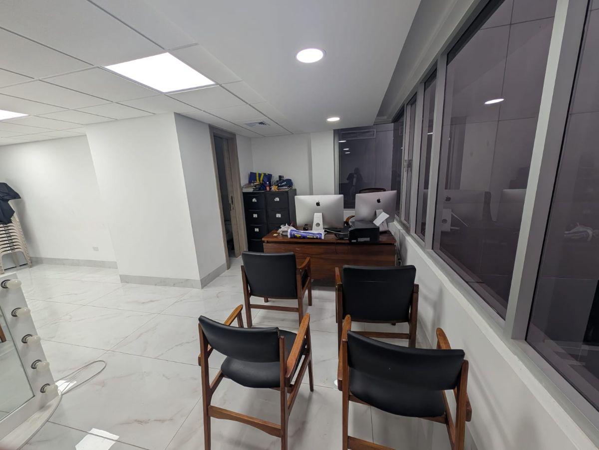 Vendo Oficina Torre Millenium, Kennedy Norte. Precio de Oportunidad. Guayas — imagen 5