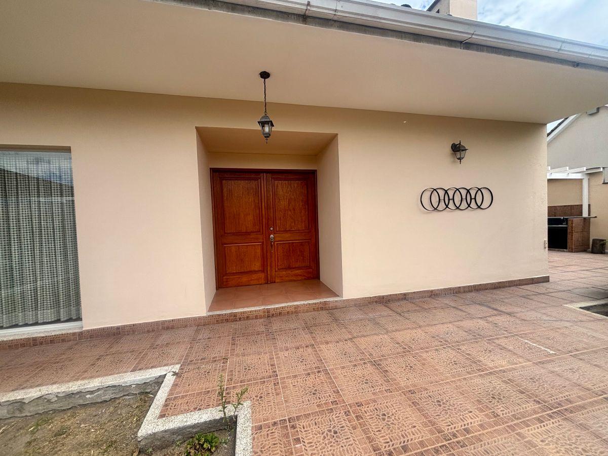 Vendo Hermosa Casa Cuatro Dorm. urbanización Privada Sector Santa Rosa de Lima — imagen 5