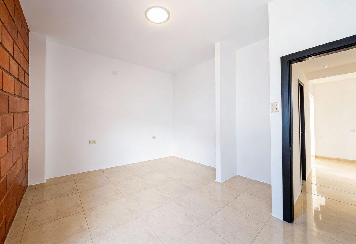 Venta de Casa Urb Ciudad Yasuni. Via Balosa, El Oro — imagen 6