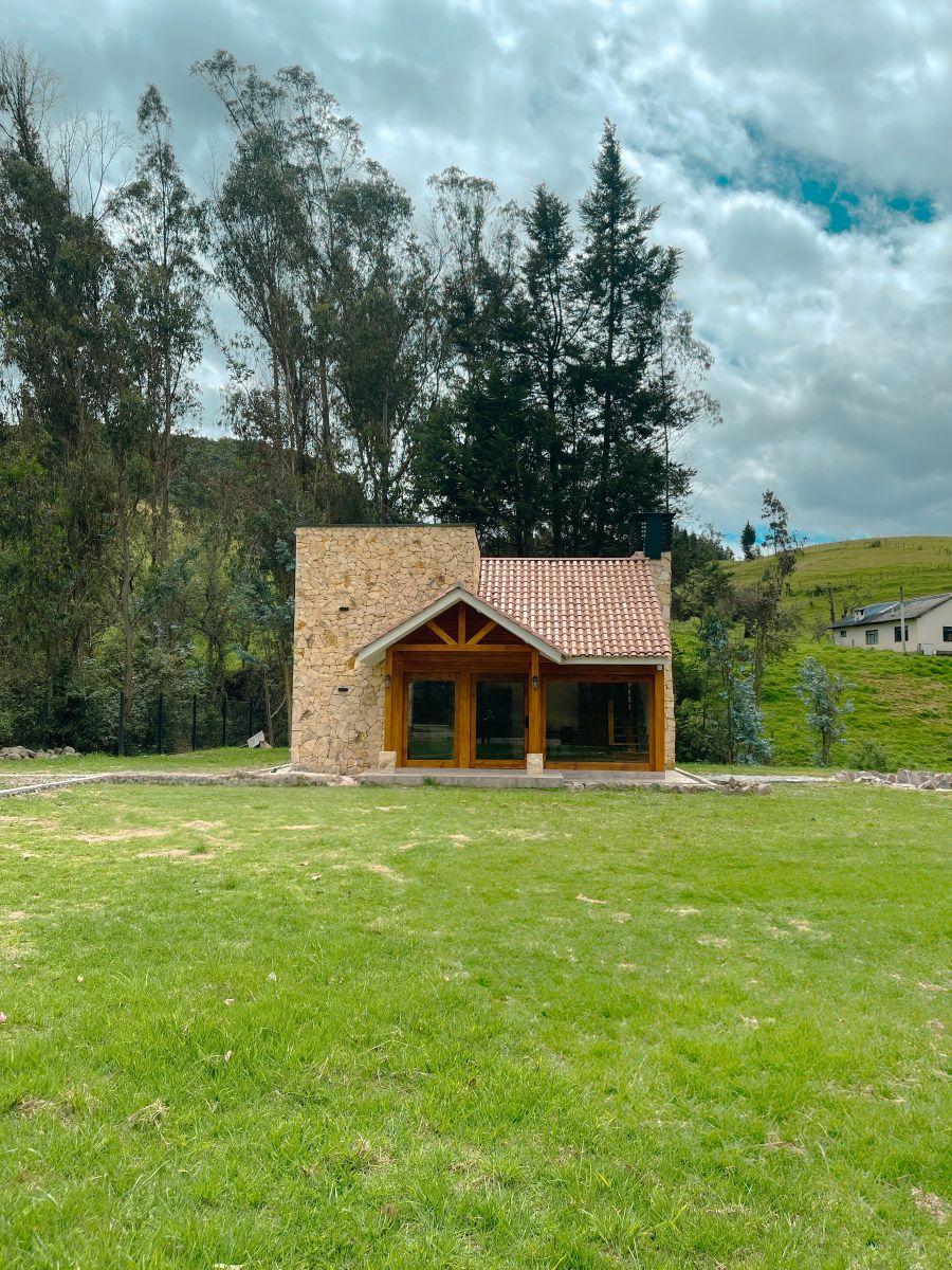 Casa Nueva Estilo Rústico en Tutupali, Azuay — imagen 6