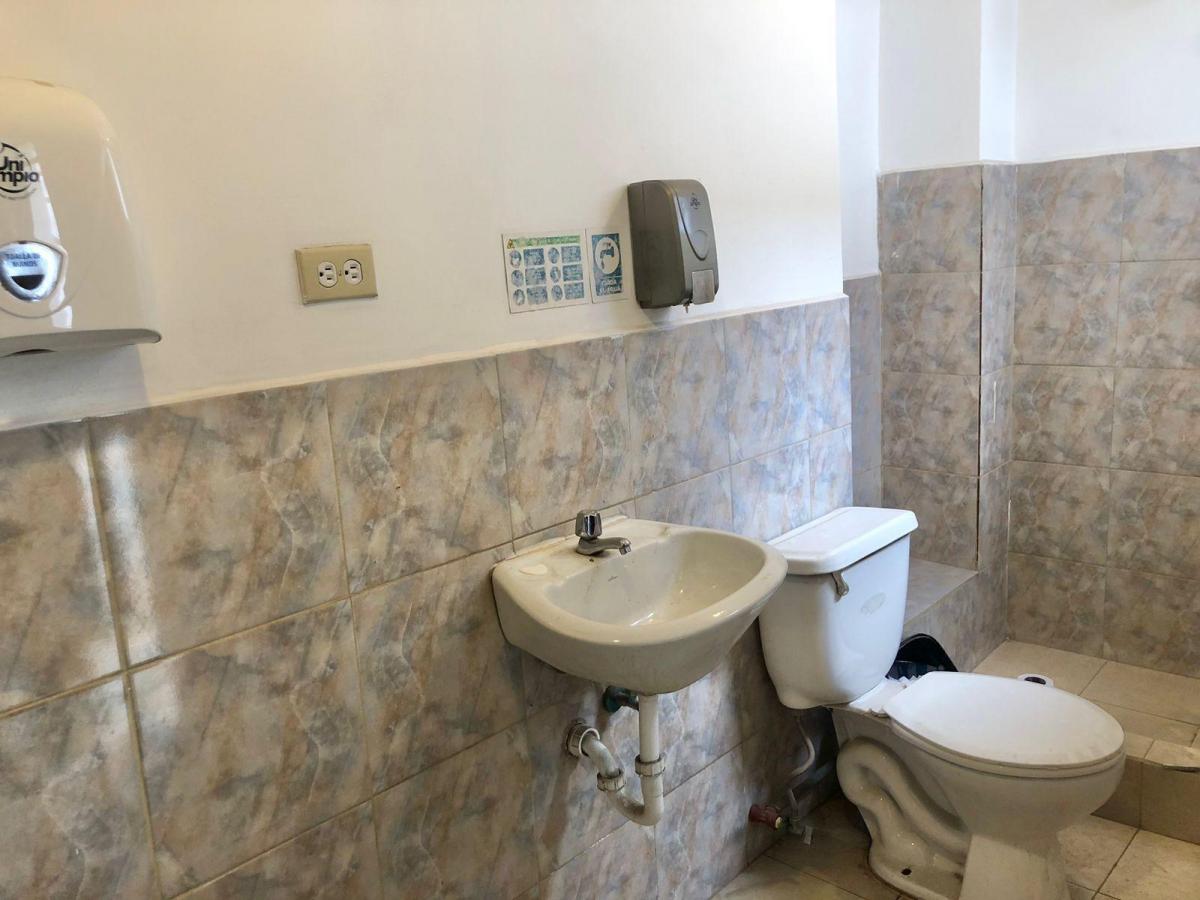 Vendo Propiedad $369.000 Apta Para Negocio o Constructor Sector La Mariscal — imagen 2