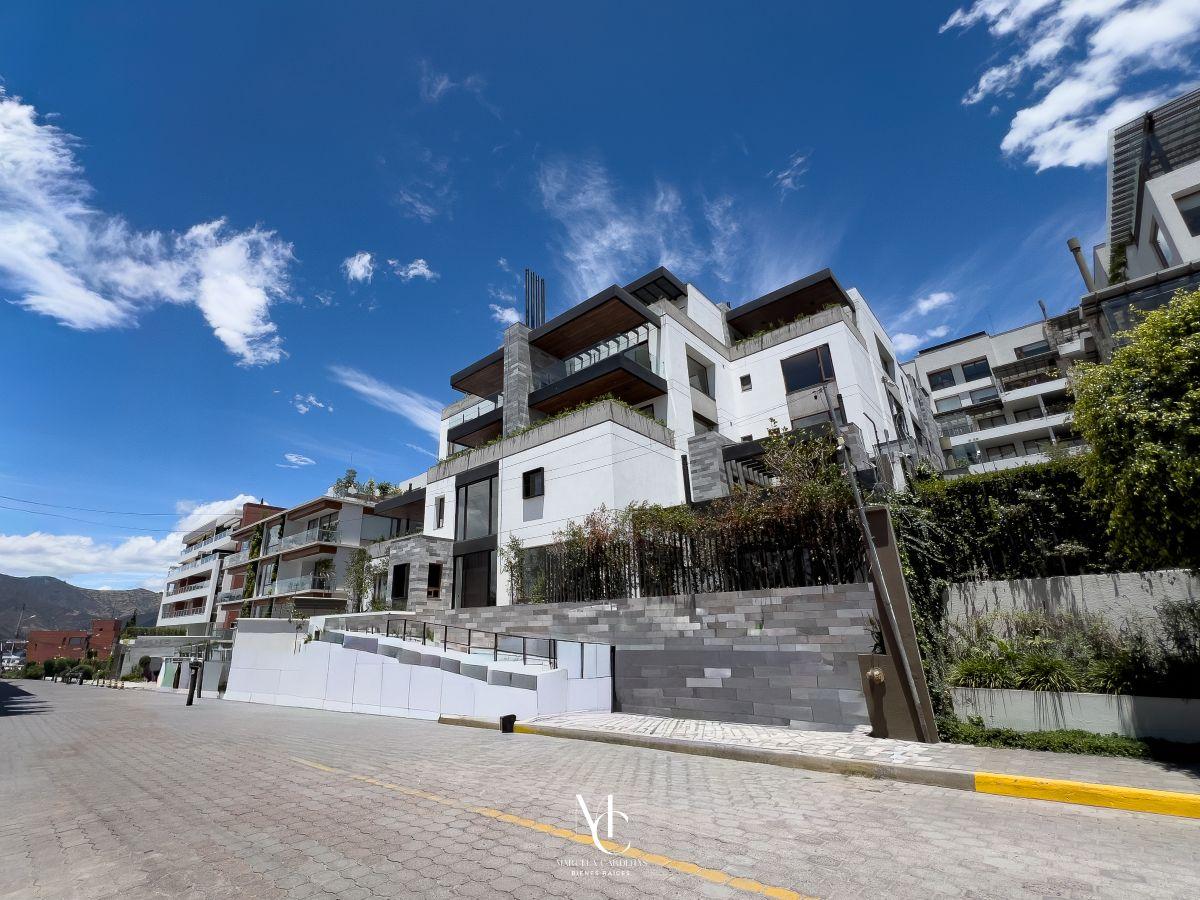Estrena Tu Departamento con 3 Habitaciones de 165 m² + 22 m² de Terraza Exterior, en Venta en Cumbay — imagen 9