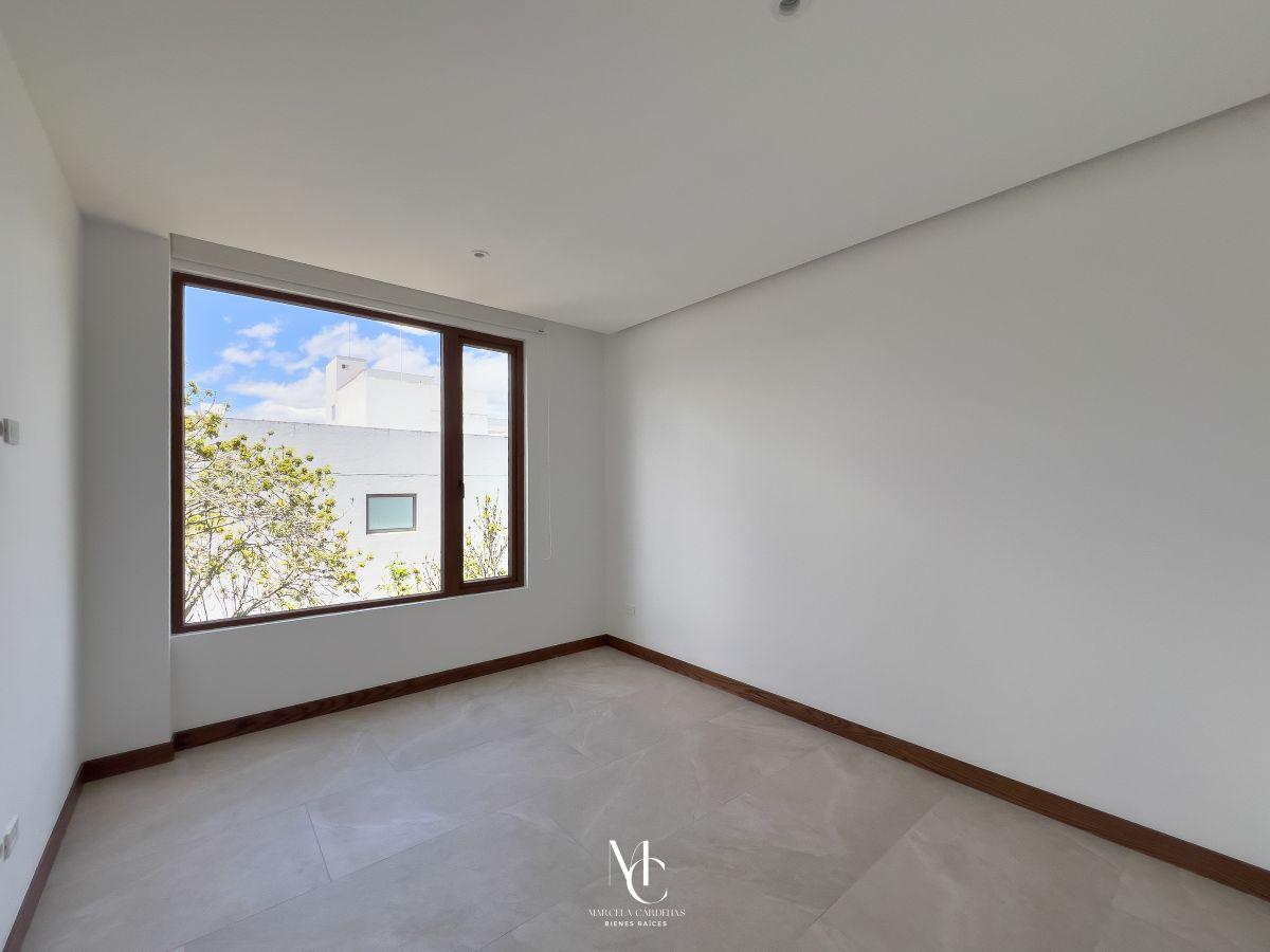 Estrena Tu Departamento con 3 Habitaciones de 165 m² + 22 m² de Terraza Exterior, en Venta en Cumbay — imagen 3