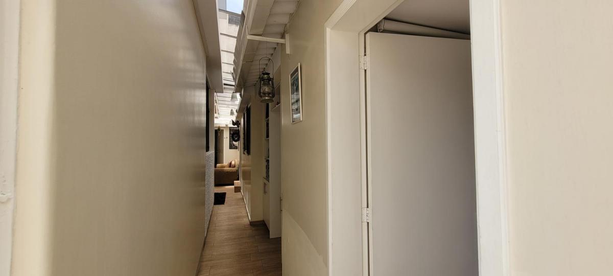 Venta Casa Independiente Centro de Quito Barrio America San Juan — imagen 2