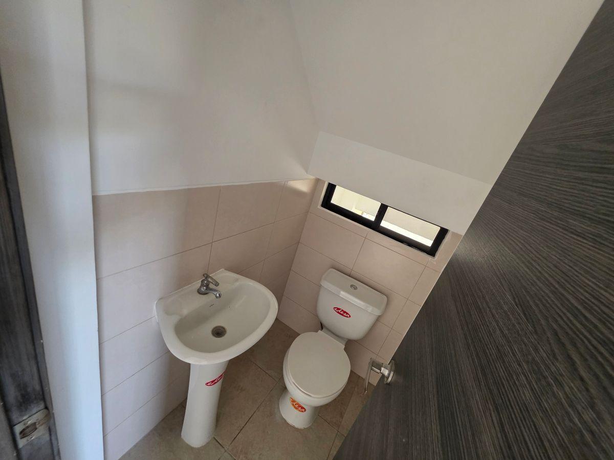 Casa en Venta 3 Dorm. – Etapa Oro, La Joya - Sector Av Leon Febres Cordero - Cantón Daule, Guayas — imagen 9