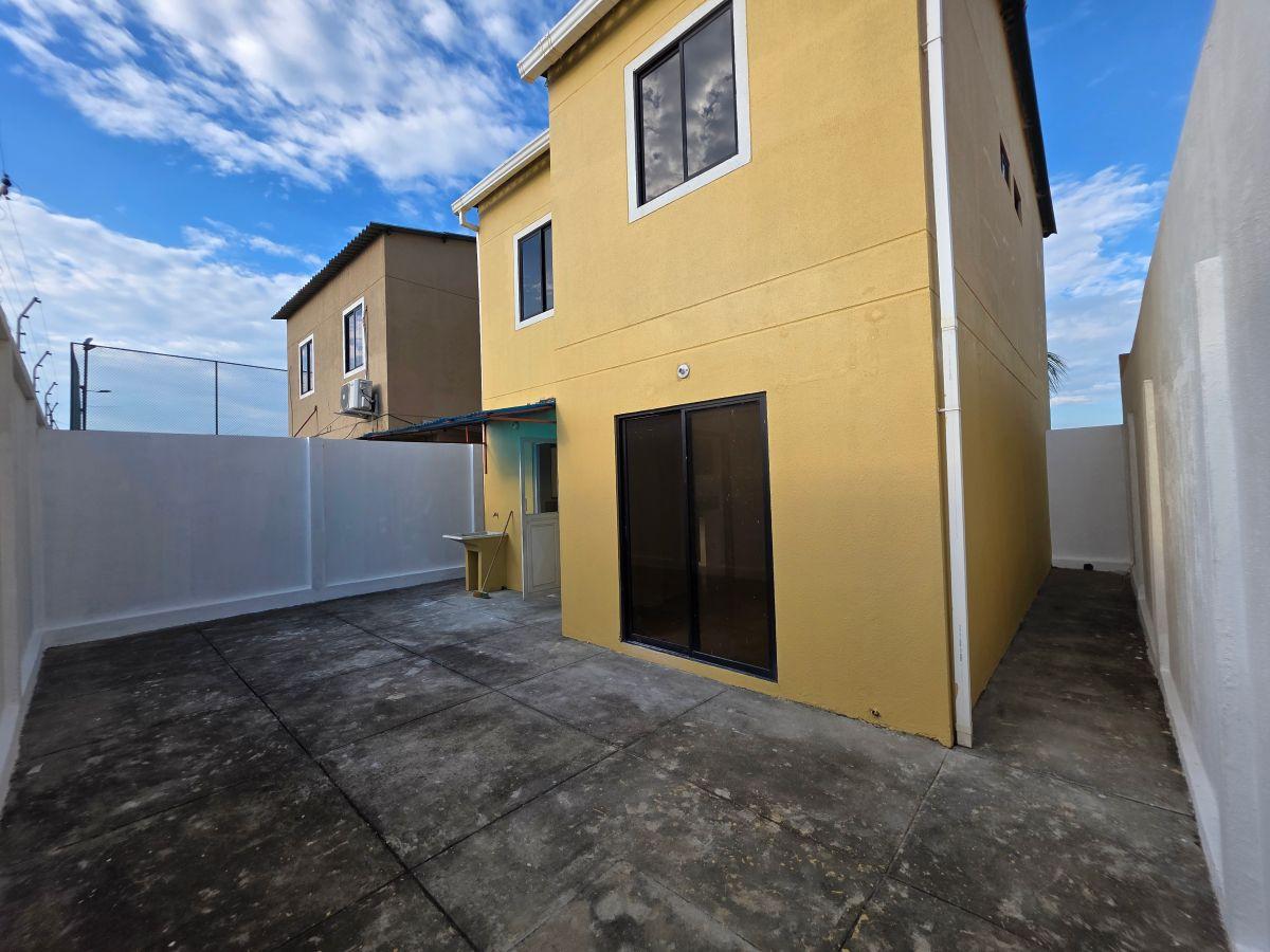 Casa en Venta 3 Dorm. – Etapa Oro, La Joya - Sector Av Leon Febres Cordero - Cantón Daule, Guayas — imagen 7