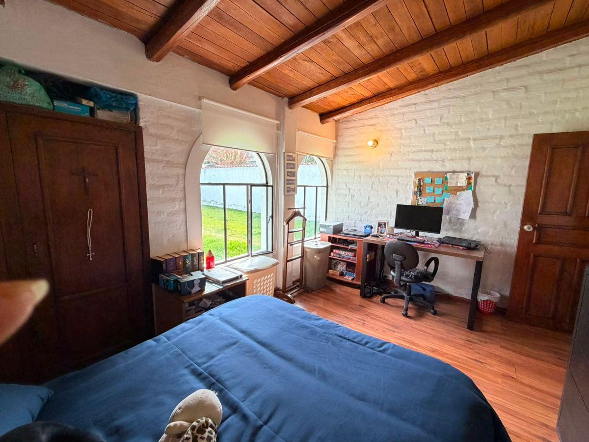Casa a un Solo Andar de 128 m² y 500 m² de Jardín en Venta en Club Los Chillos - Sangolquí — imagen 3