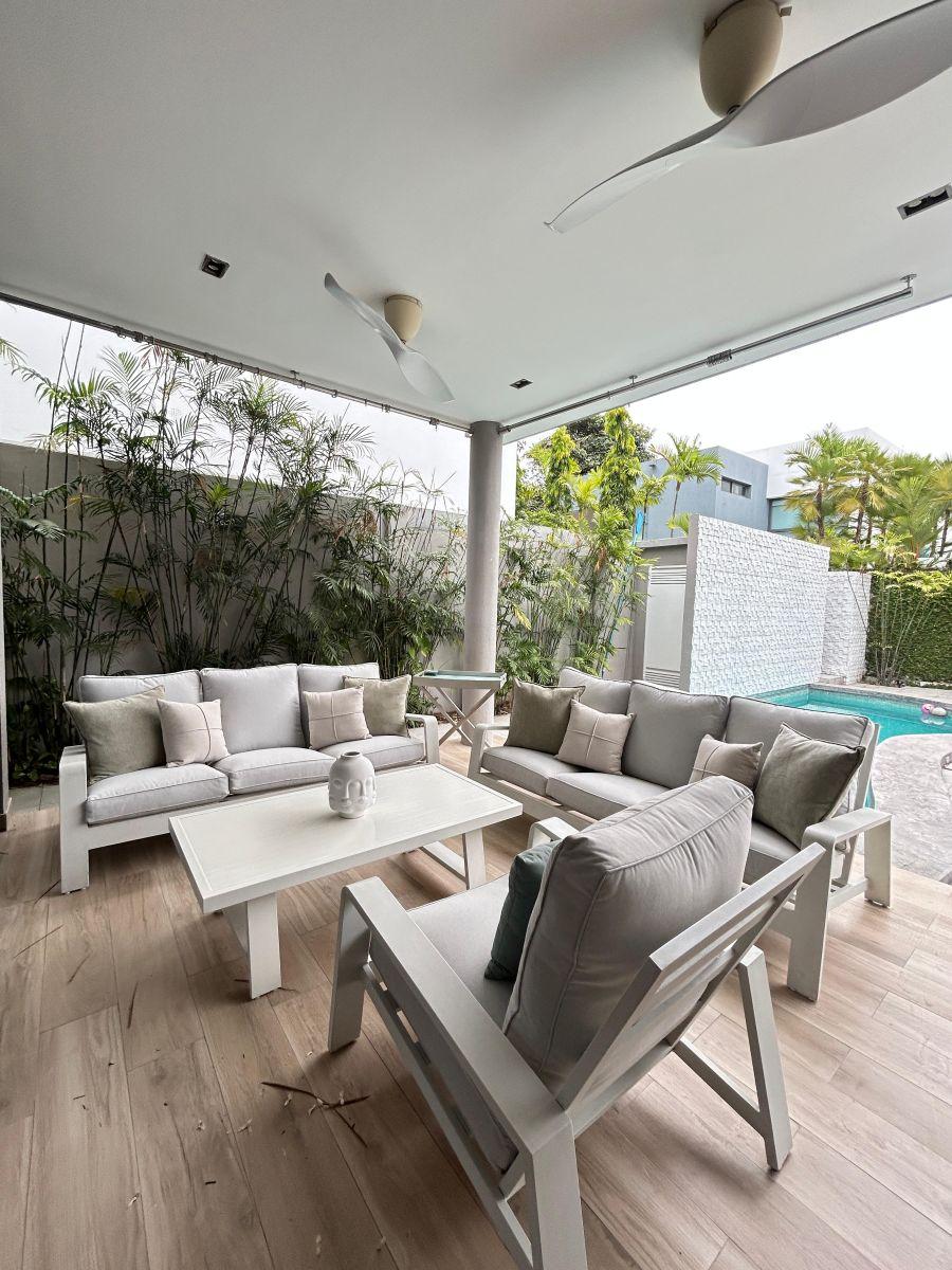 Vendo Hermosa y Lujosa Casa en Samborondon, Ribera del Batan, Dormitorio Master en Planta Baja, Guayas — imagen 10
